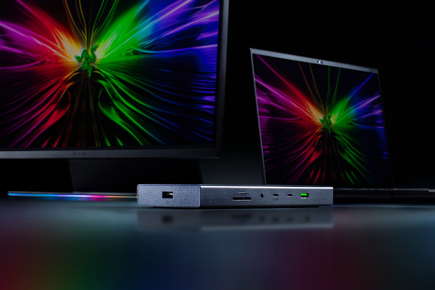 Razer USB 4 Dock - Black